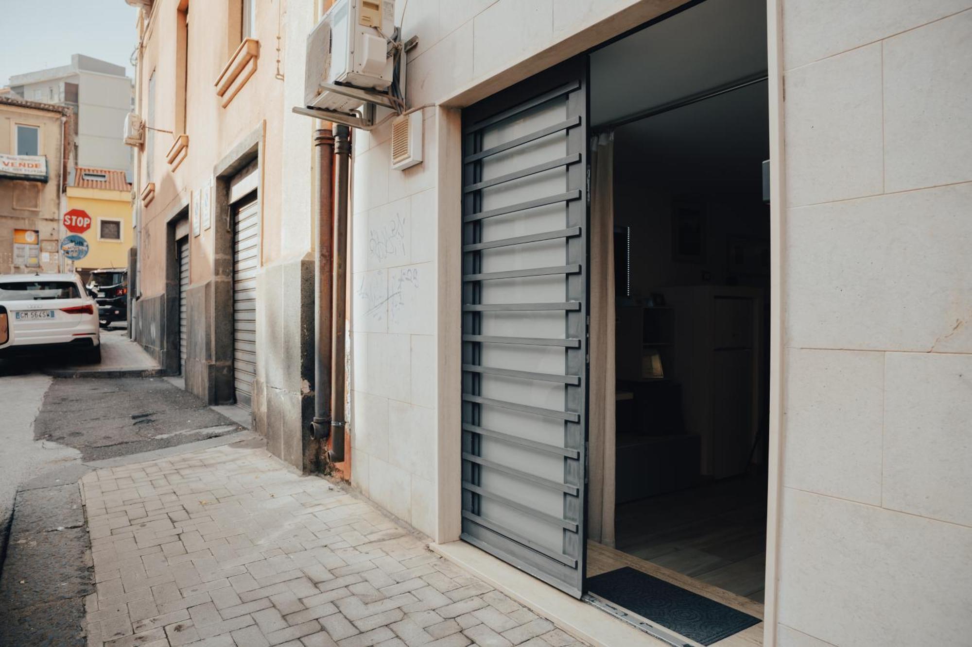 Catanese Proverb'S House - Via Napoli - Ground Floor Luaran gambar
